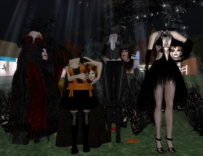 blu_rosanna_logan_miller_diddi-headless